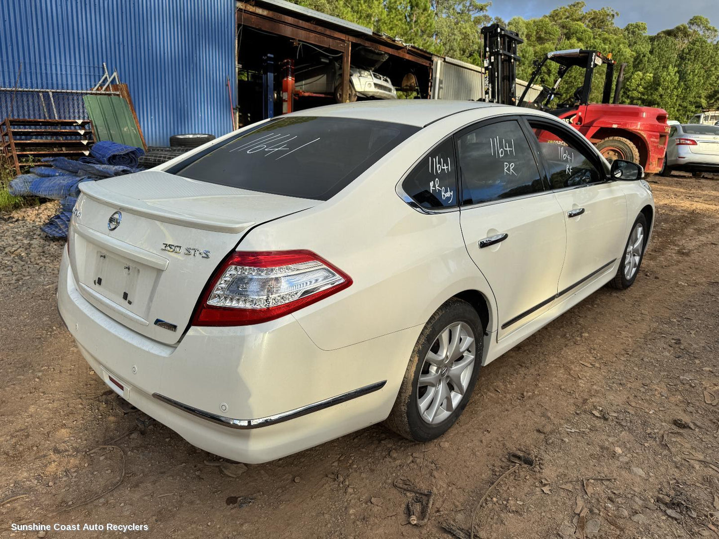 2011 Nissan Maxima Battery Terminal