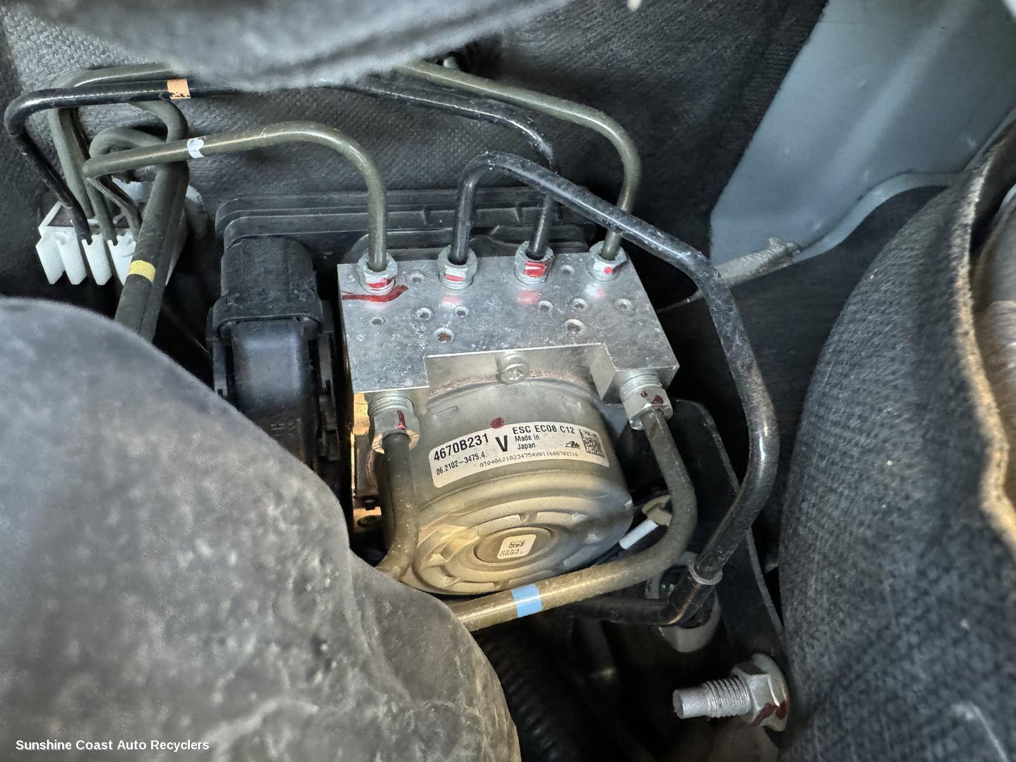 2016 Mitsubishi Outlander Abs Pump Modulator