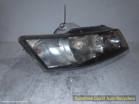 2006 Holden Commodore Right Headlamp