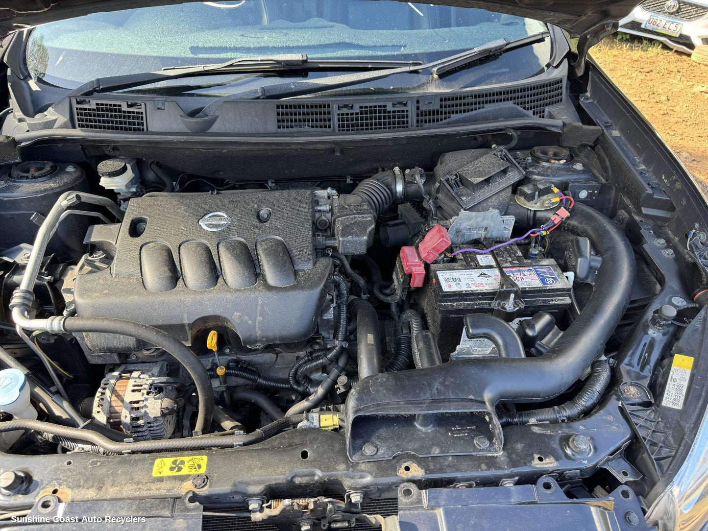 2011 Nissan Dualis Overflow Bottle