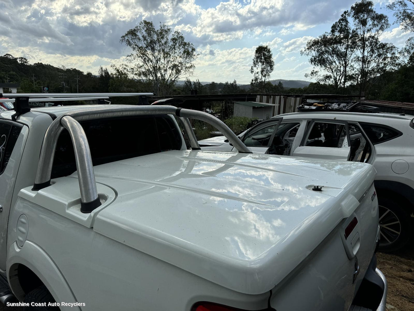2010 Mitsubishi Triton Tonneau Cover