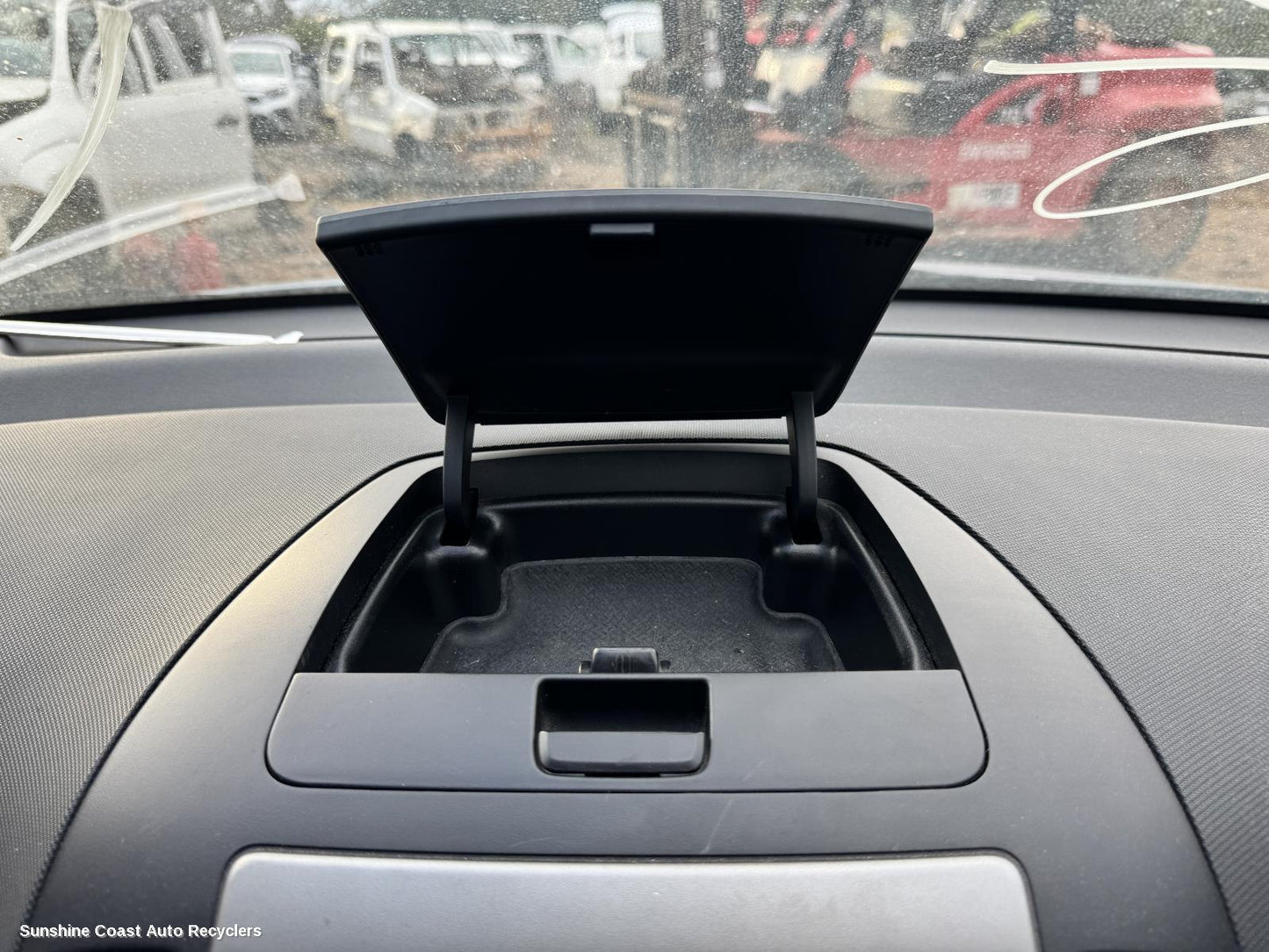 2011 Hyundai I30 Glove Box