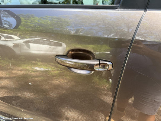 2010-2022 Volkswagen Amarok Door Handle