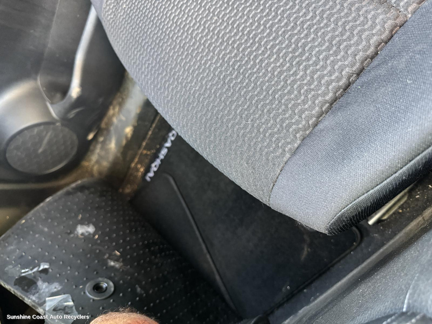 2015 Nissan Qashqai Floor Mats