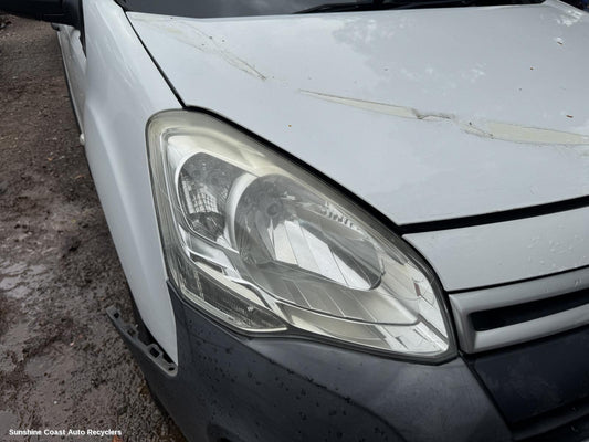 2015 Citroen Berlingo Right Headlamp