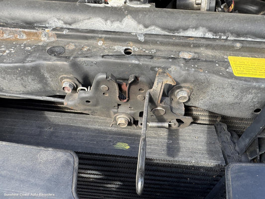 2012 Nissan Pathfinder Bonnet Lock Support