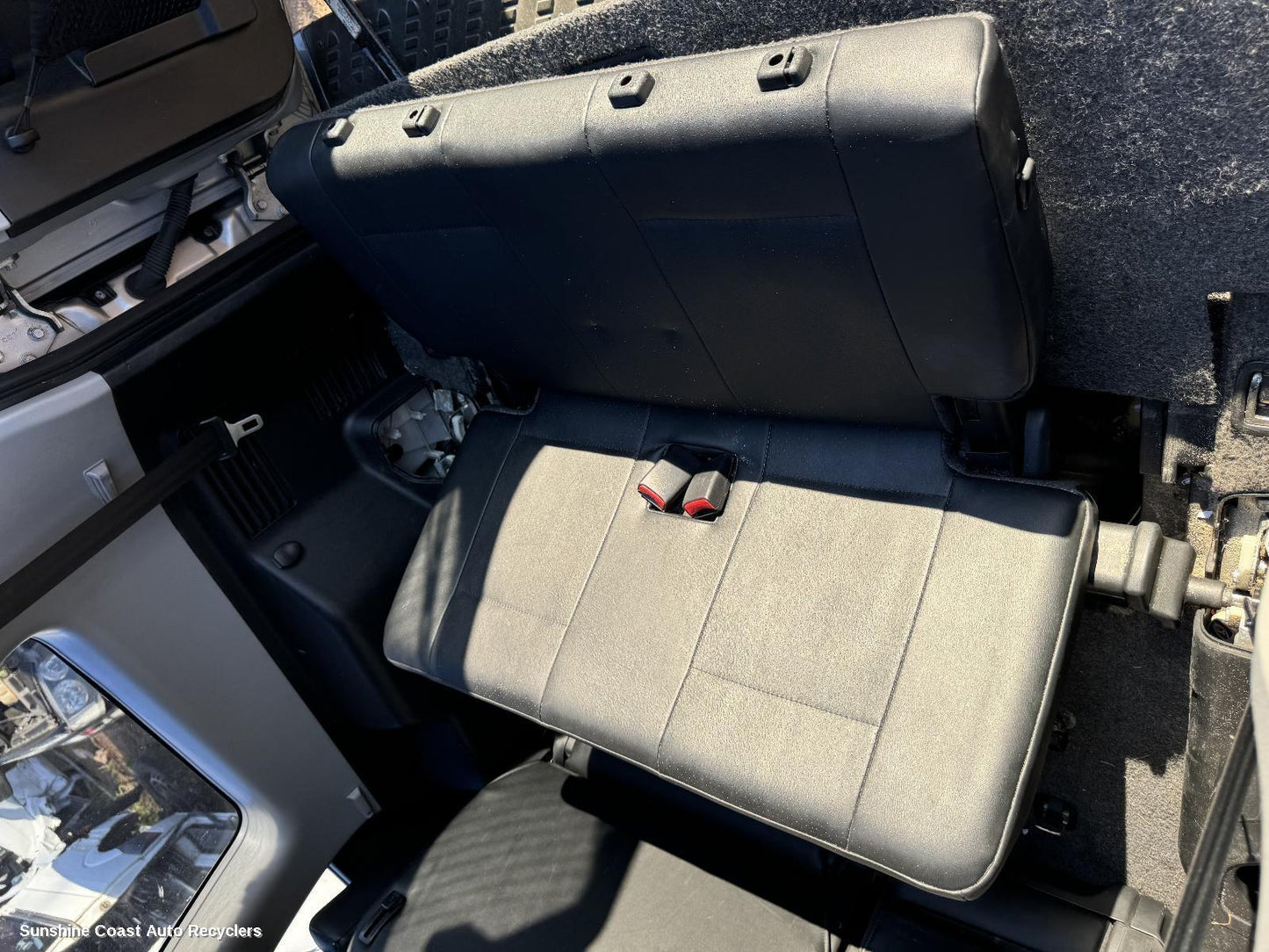 2003 Mitsubishi Pajero Seatbelt Stalk