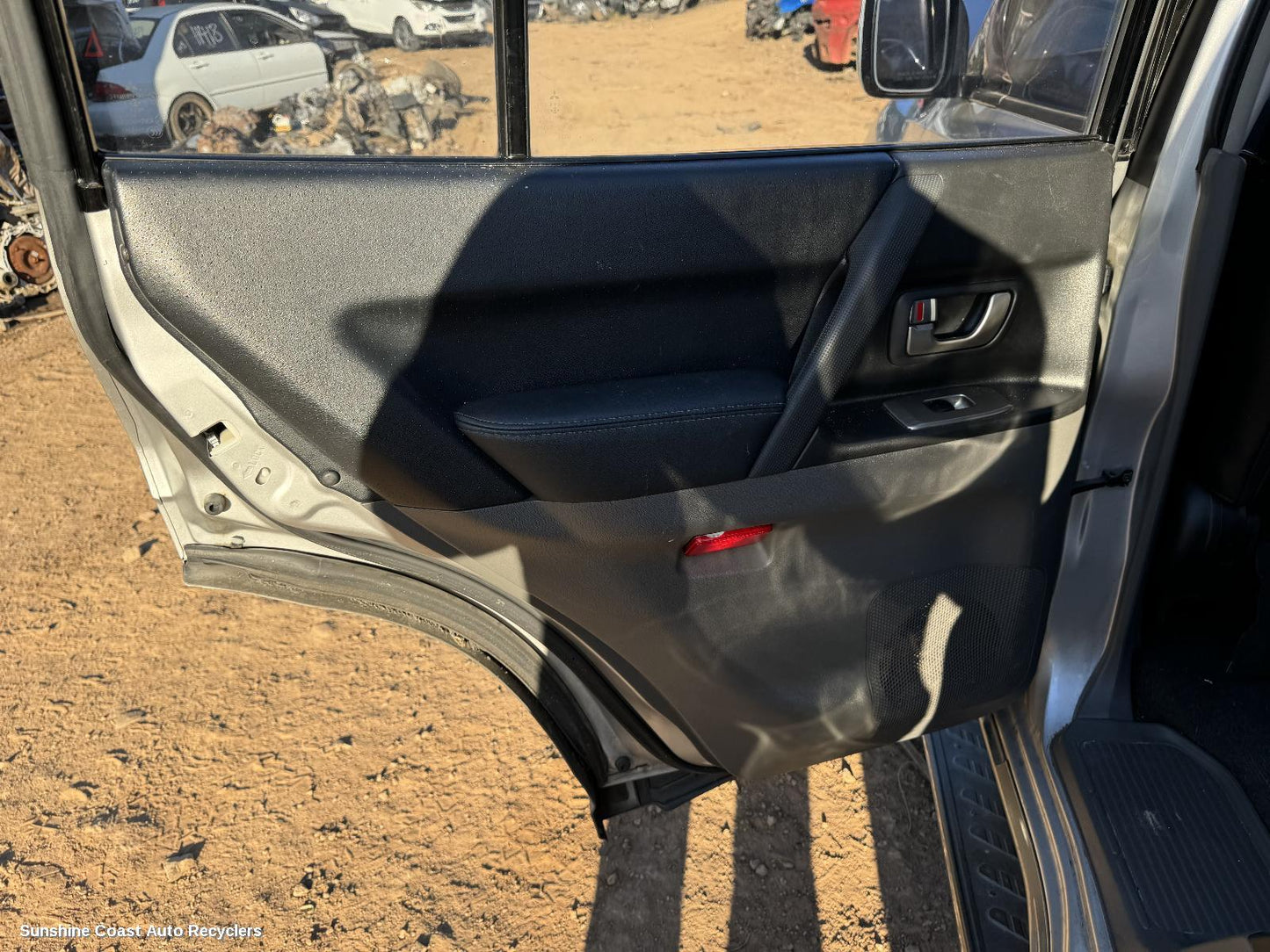 2003 Mitsubishi Pajero Door Trim