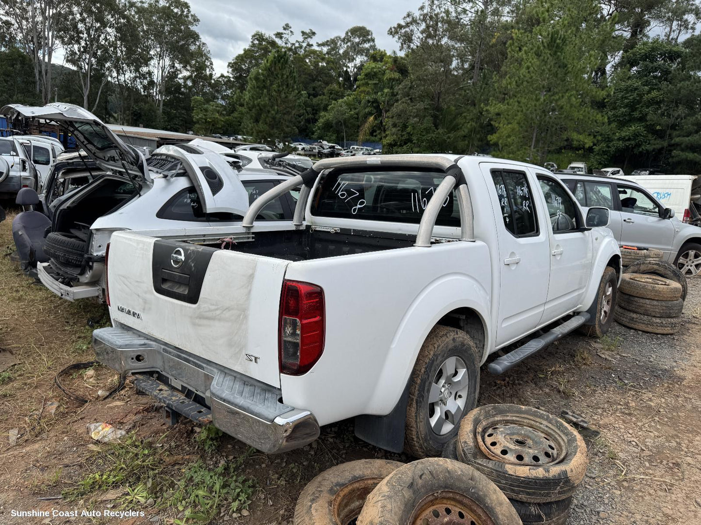 2010 Nissan Navara Steering Column