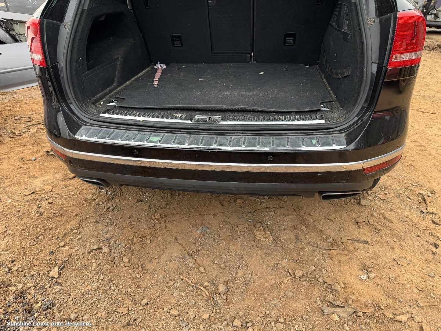 2016 Volkswagen Touareg Rear Bumper