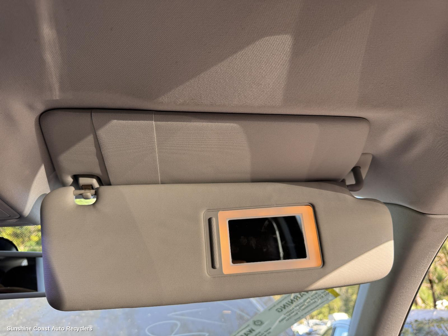 2012 Volkswagen Touareg Sunvisor