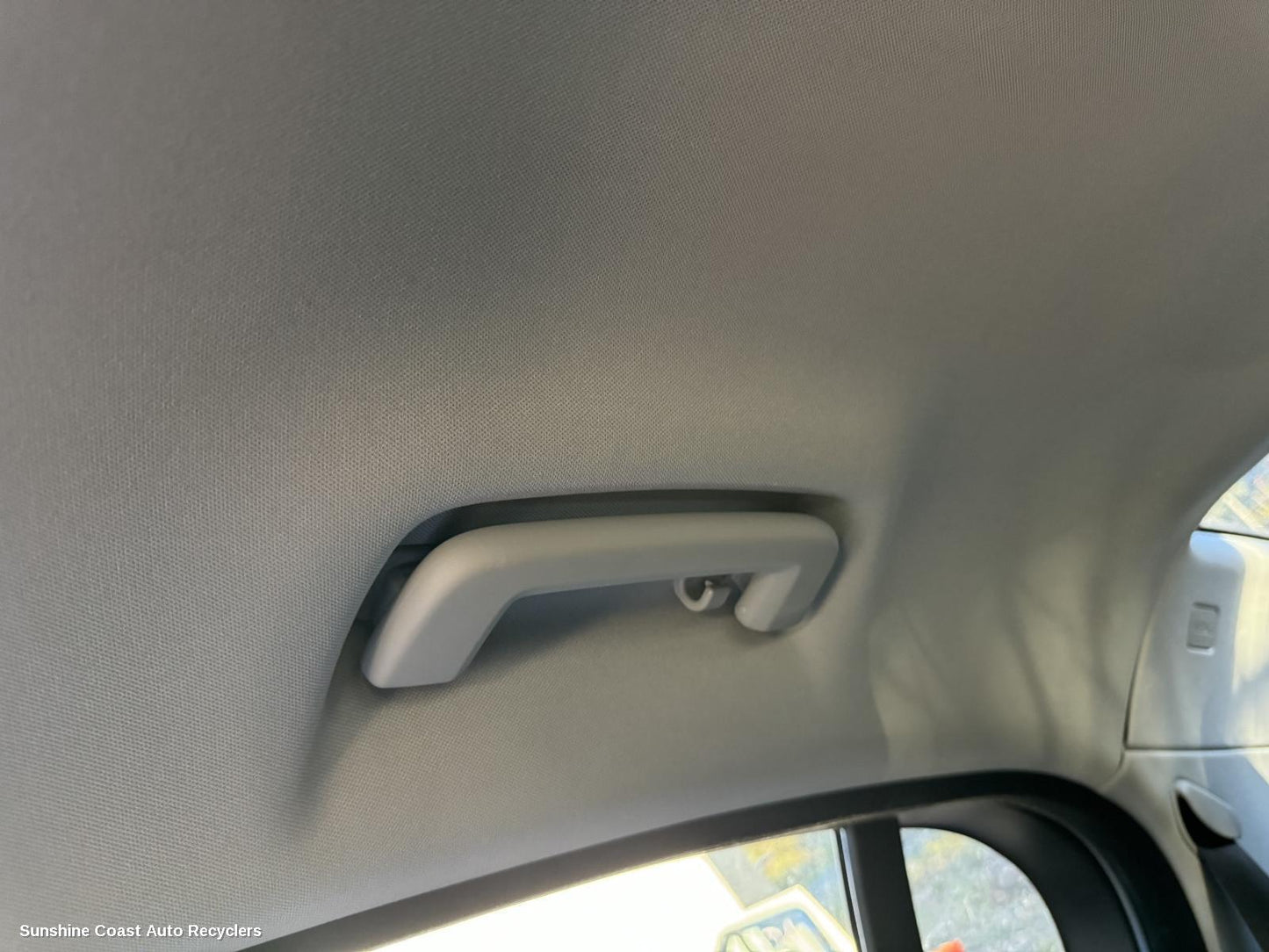 2015 Jaguar Xf Grab Handle