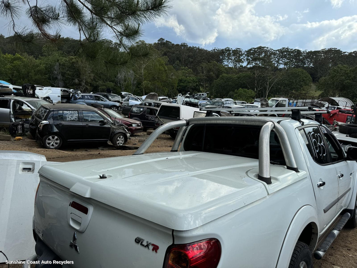 2010 Mitsubishi Triton Tonneau Cover