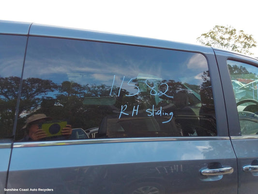 2021 Ldv G10 Right Rear Door Window