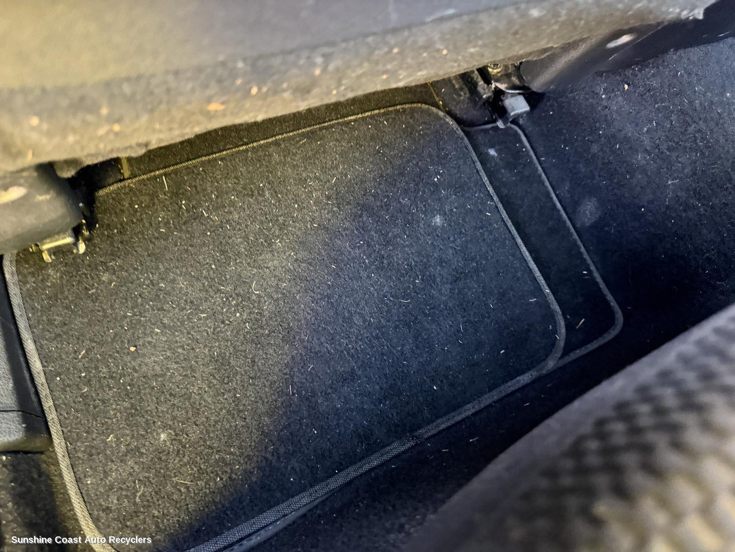 2015 Nissan Qashqai Floor Mats