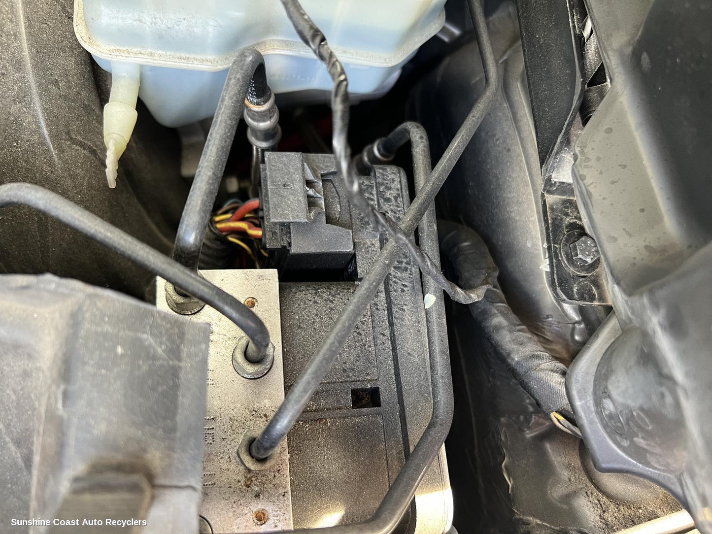 2010 Bmw 3 Series Abs Pump Modulator