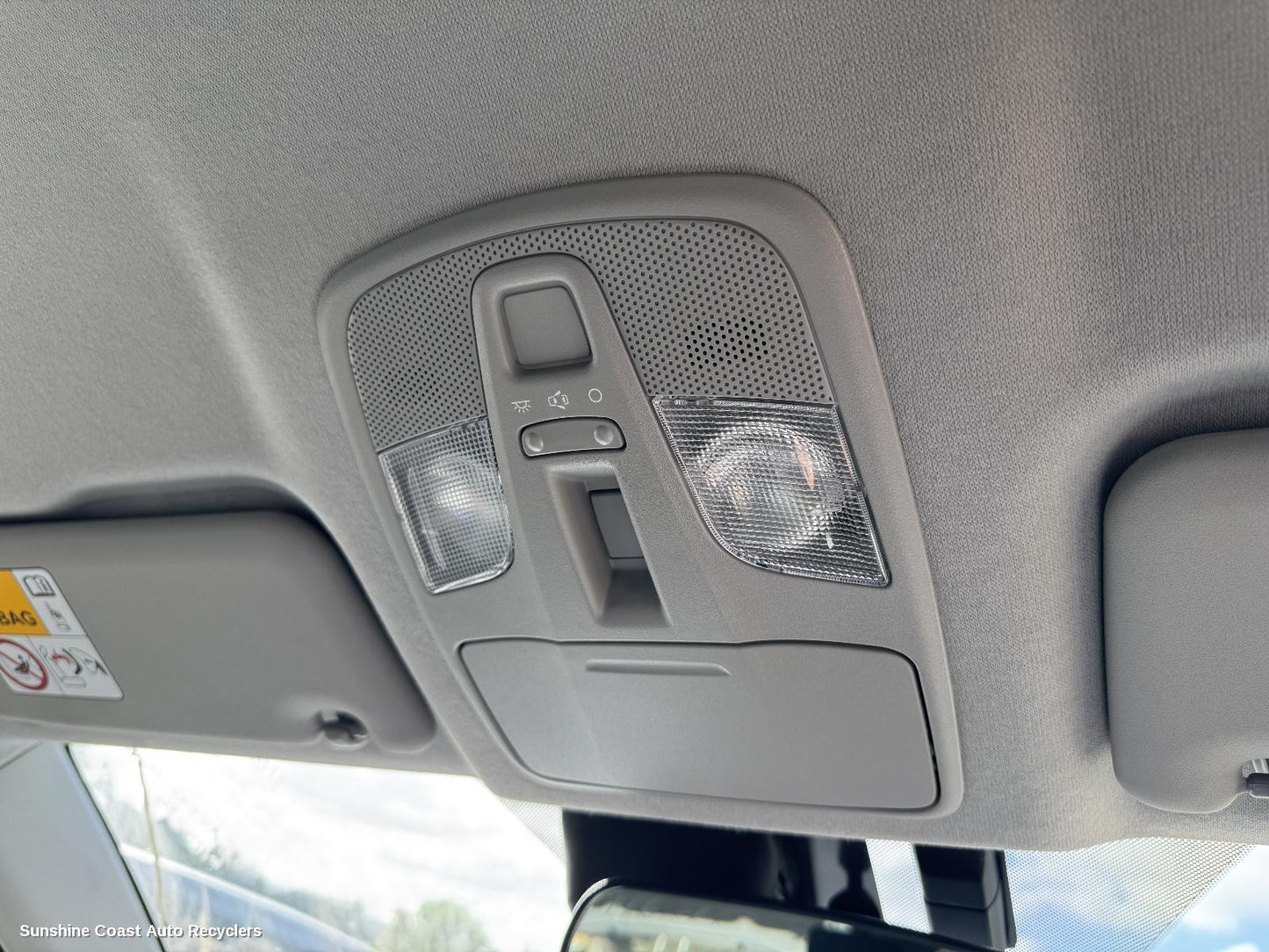 2023 Suzuki S-cross Courtesy Light