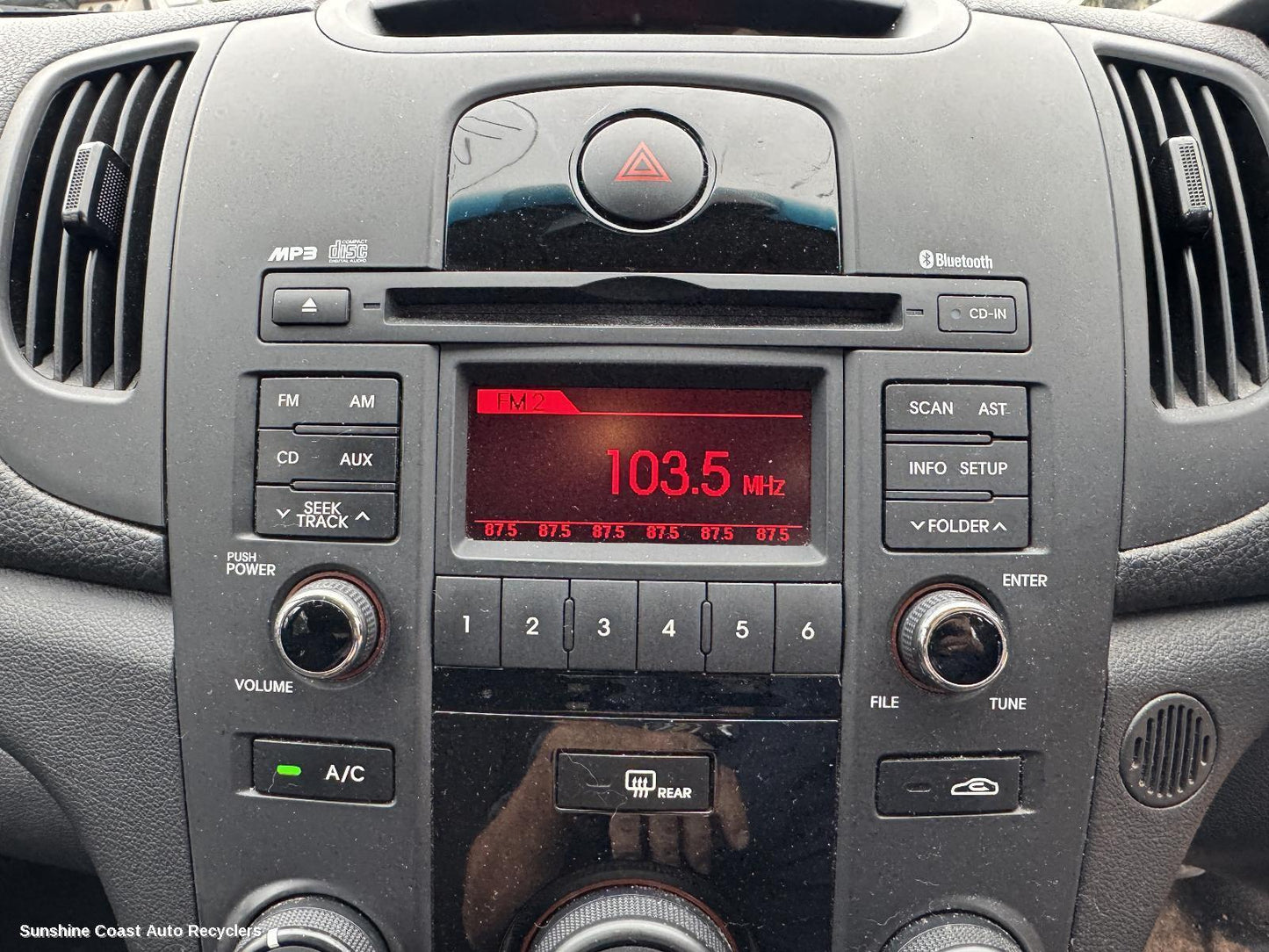 2013 Kia Cerato Radio Cd Dvd Sat Tv