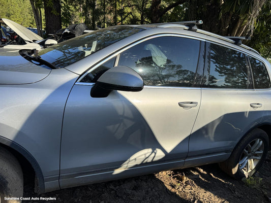 2011 Volkswagen Touareg Door Handle