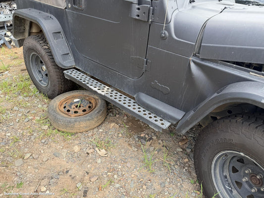 2003 Jeep Wrangler Side Step Skirt