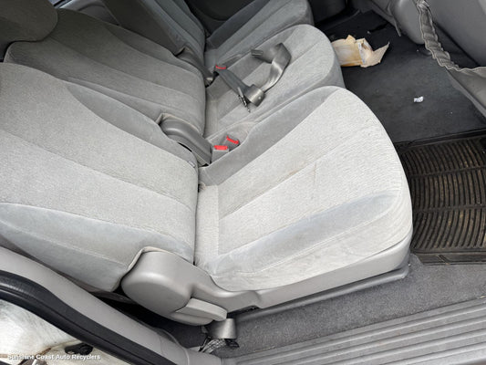 2012 Kia Carnival/grand Carnival 2nd Seat  Rear Seat