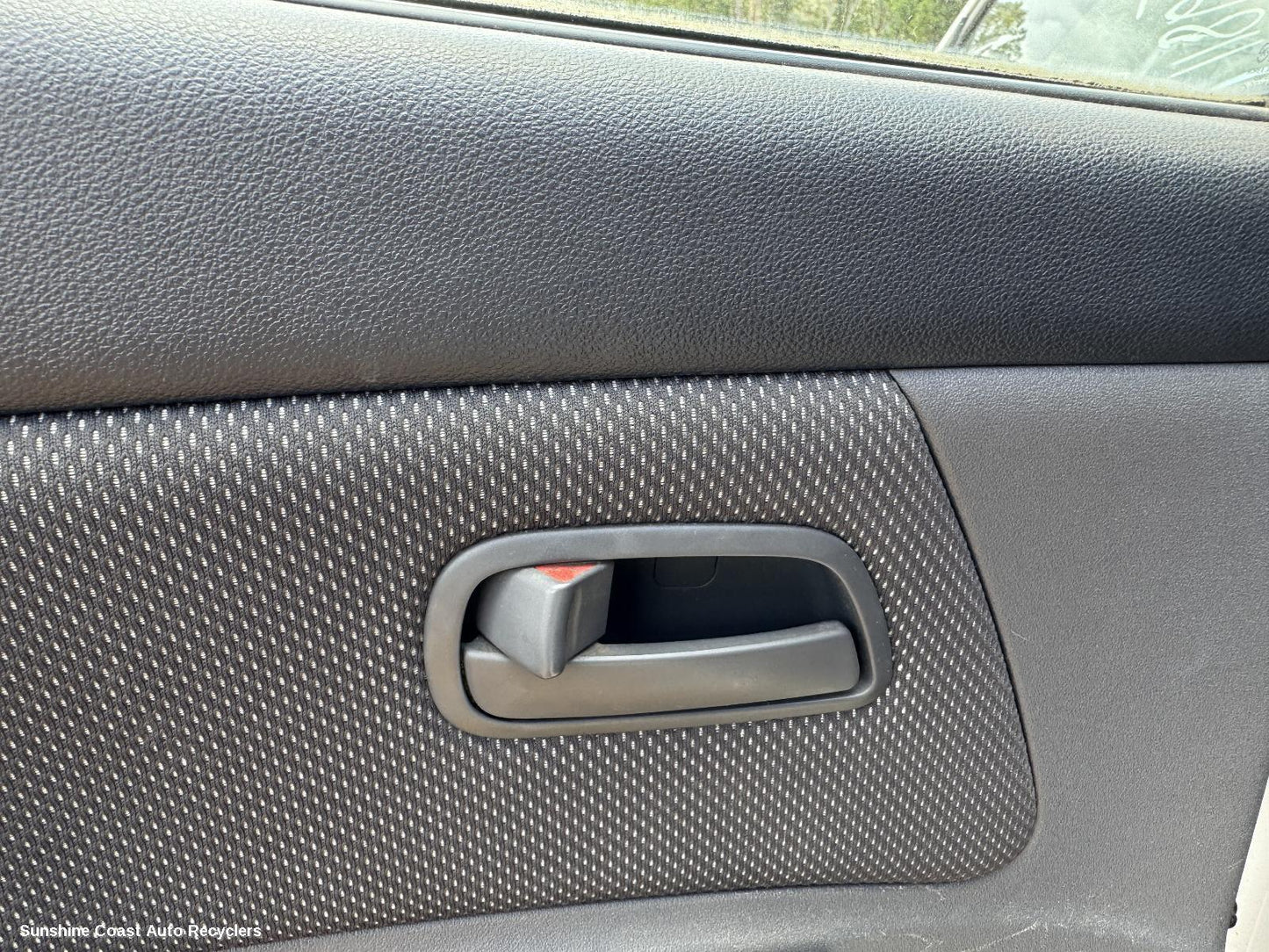 2007 Kia Rio Door Handle