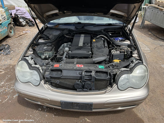 2003 Mercedes C Class Manifold
