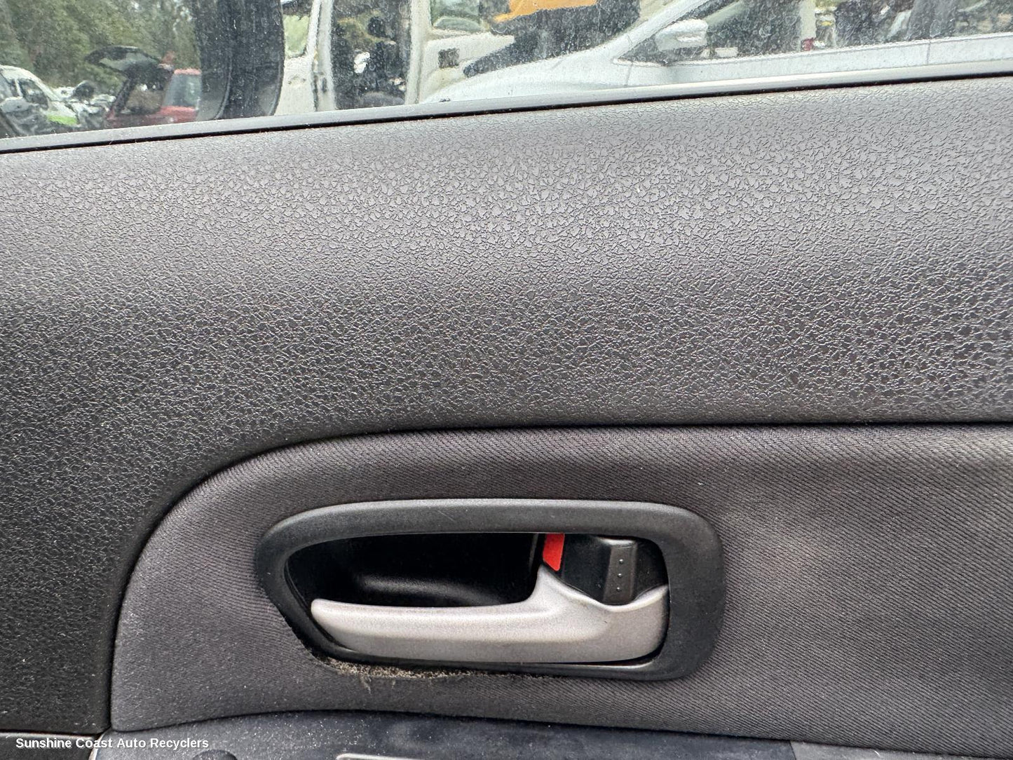 2014 Suzuki Vitara Door Handle