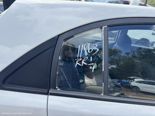 2007 Kia Rio Right Rear 1 4 Door Glass