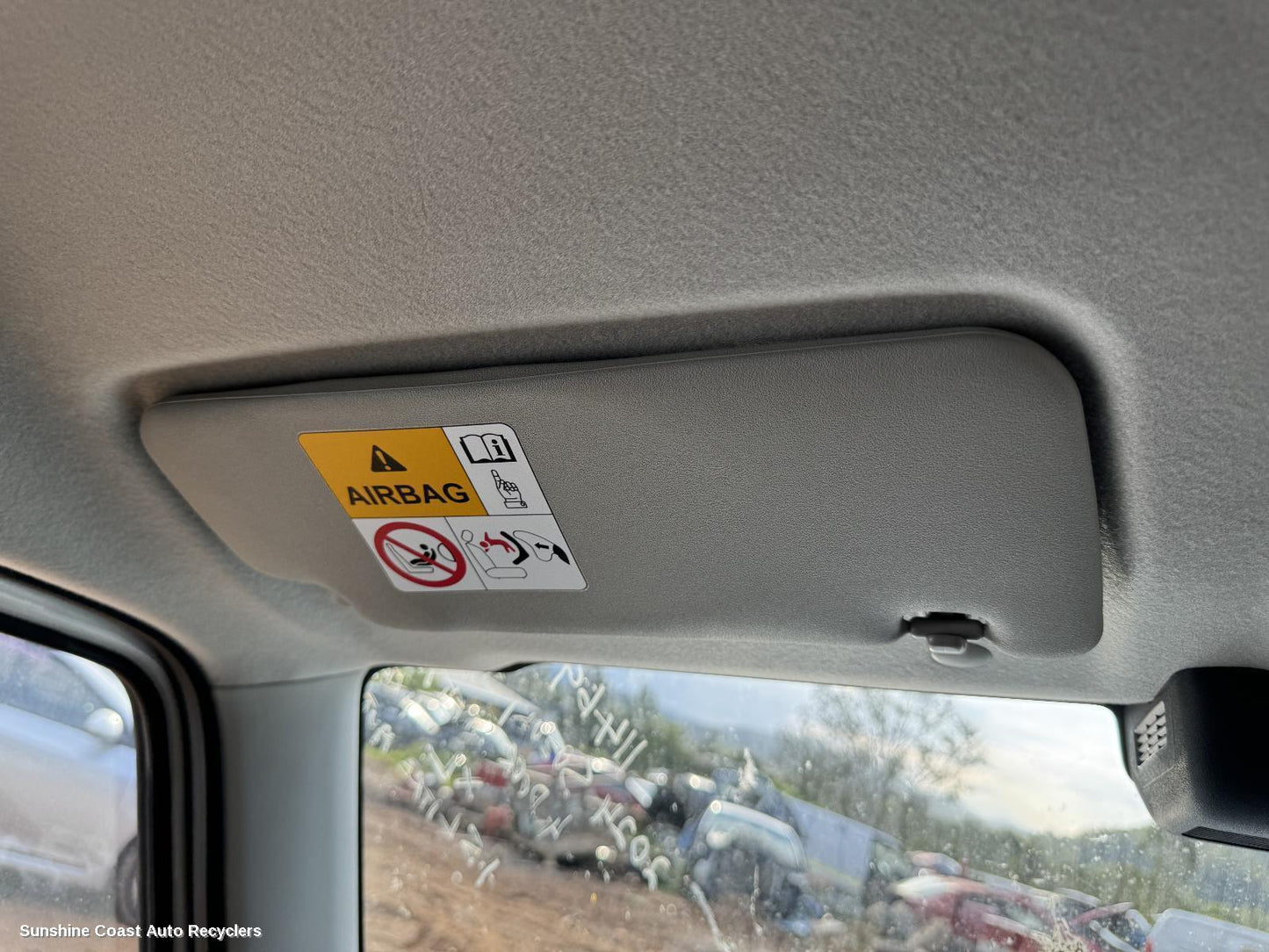 2024 Suzuki Jimny Sunvisor