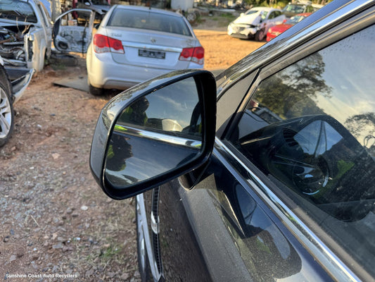 2013 Holden Captiva Left Door Mirror