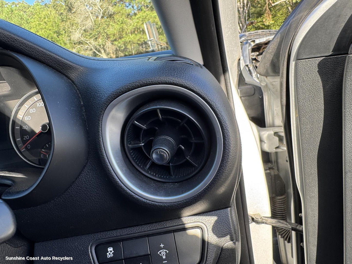 2020 Kia Cerato Misc