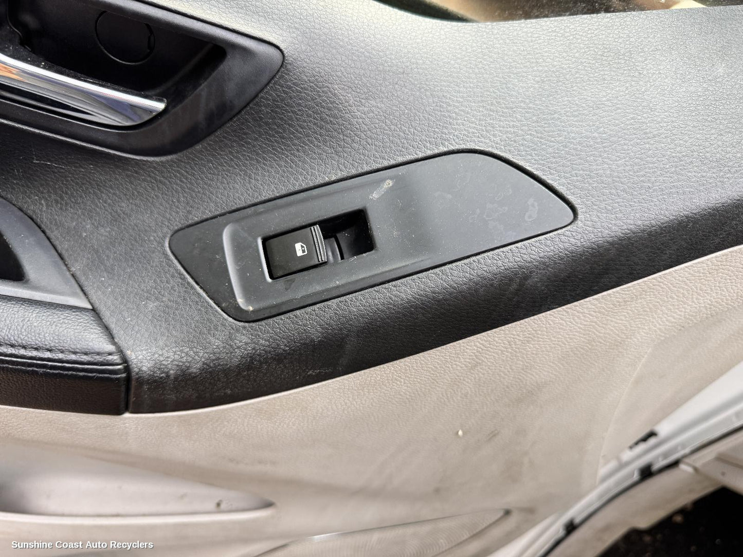 2016 Ldv G10 Pwr Dr Wind Switch