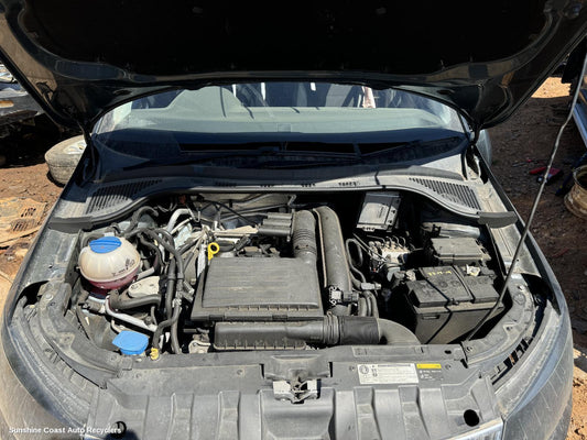 2015 Skoda Fabia Battery Terminal