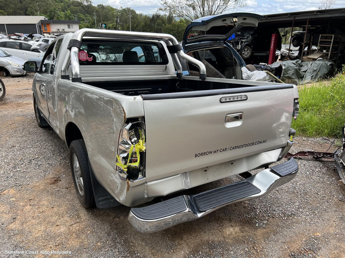 2012 Toyota Hilux Wiper Linkage
