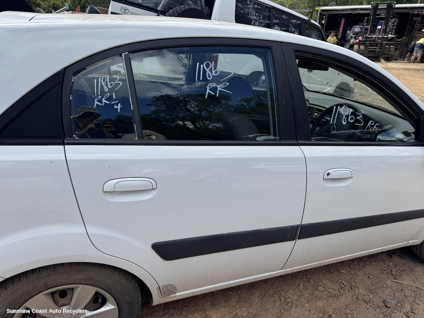 2007 Kia Rio Right Rear Door Sliding