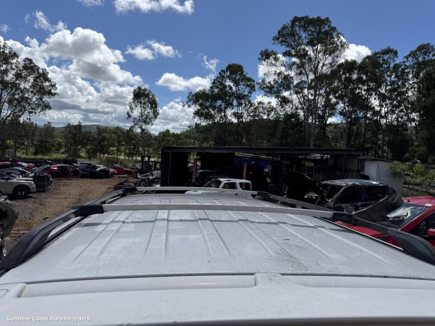 2006 Mitsubishi Pajero Roof Rack Bars