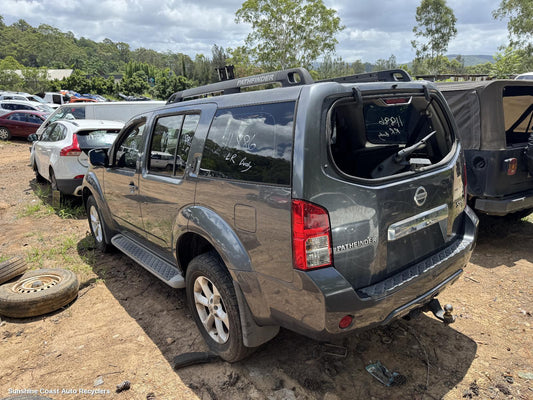 2012 Nissan Pathfinder Left Taillight