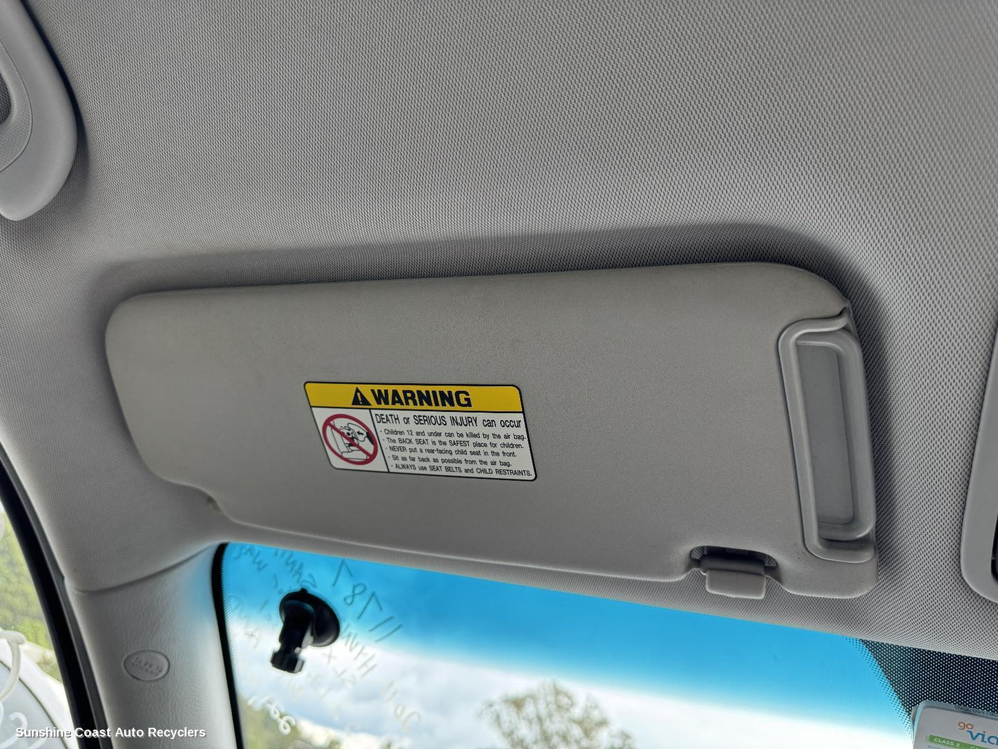 2011 Hyundai Santa Fe Sunvisor