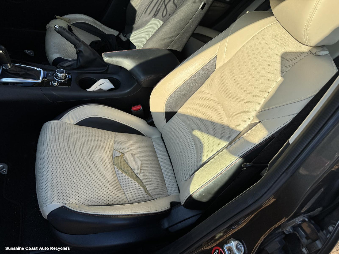 2013 Mazda 3 Front Seat