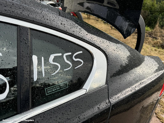 2015 Jaguar Xe Left Rear 1 4 Door Glass
