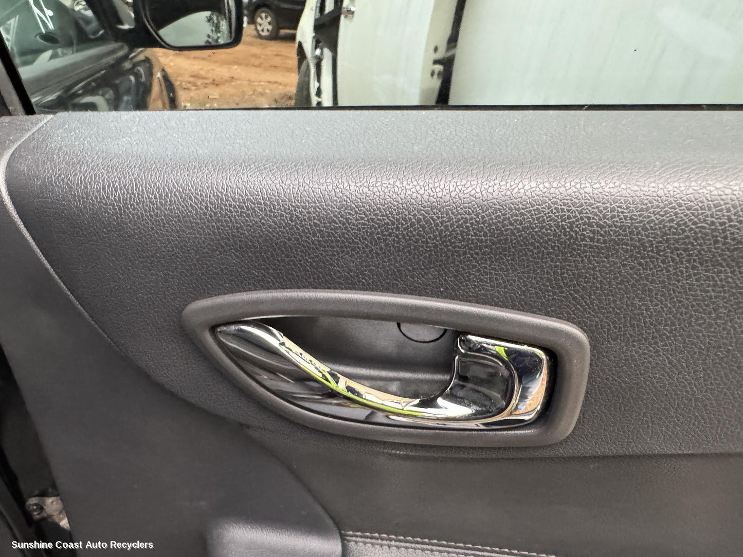 2014 Renault Kaleos Door Handle
