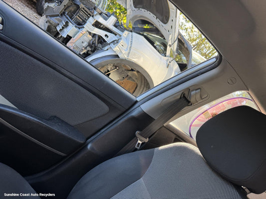 2014 Hyundai Accent Seatbelt Stalk