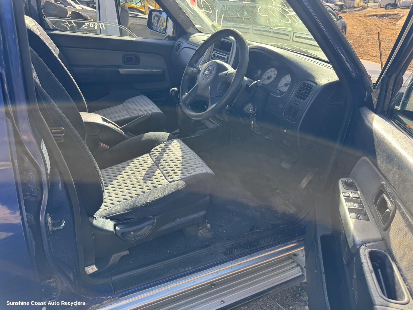 2004 Nissan Navara Right Door Mirror