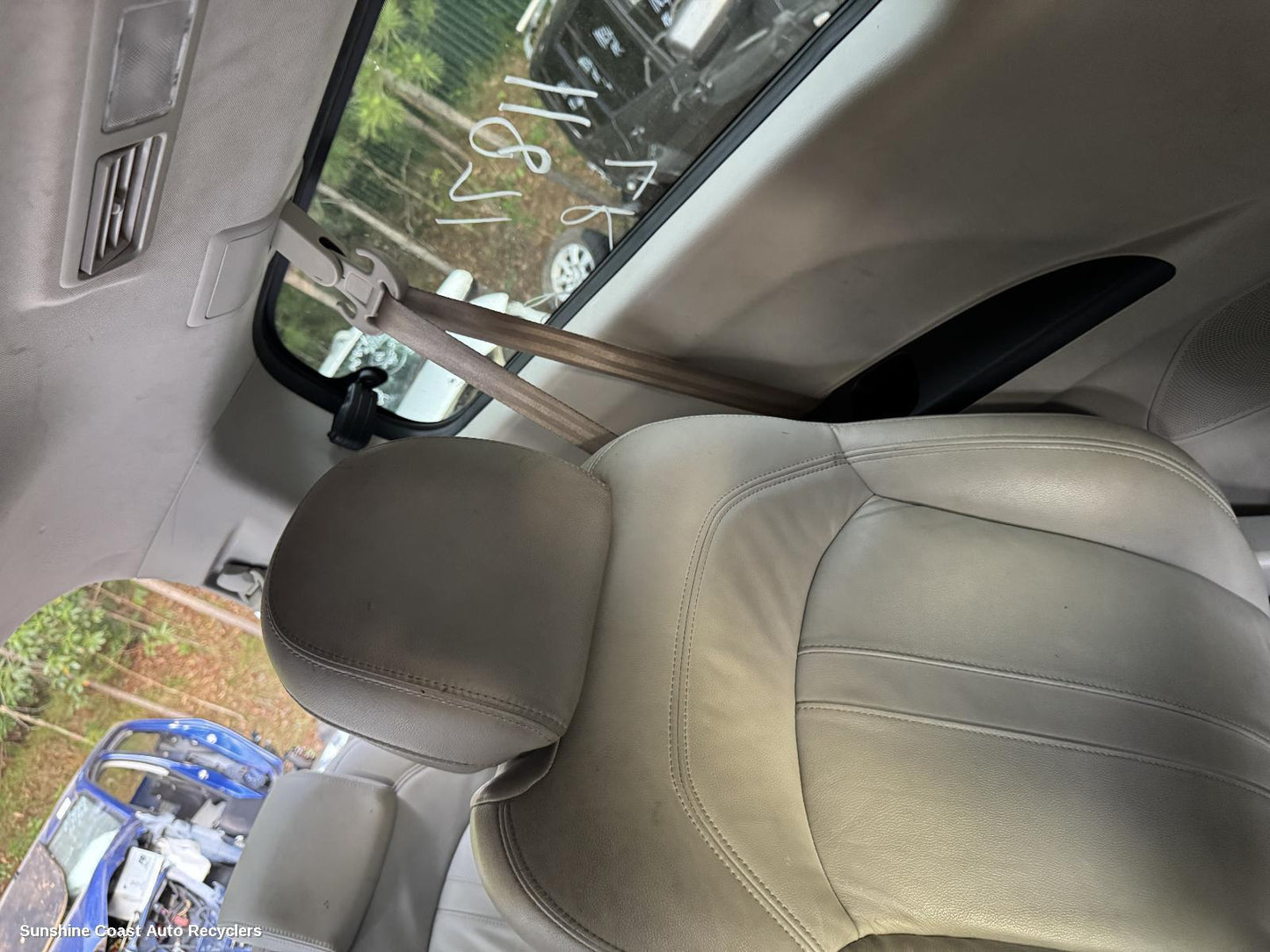 2016 Ldv G10 Seatbelt Stalk