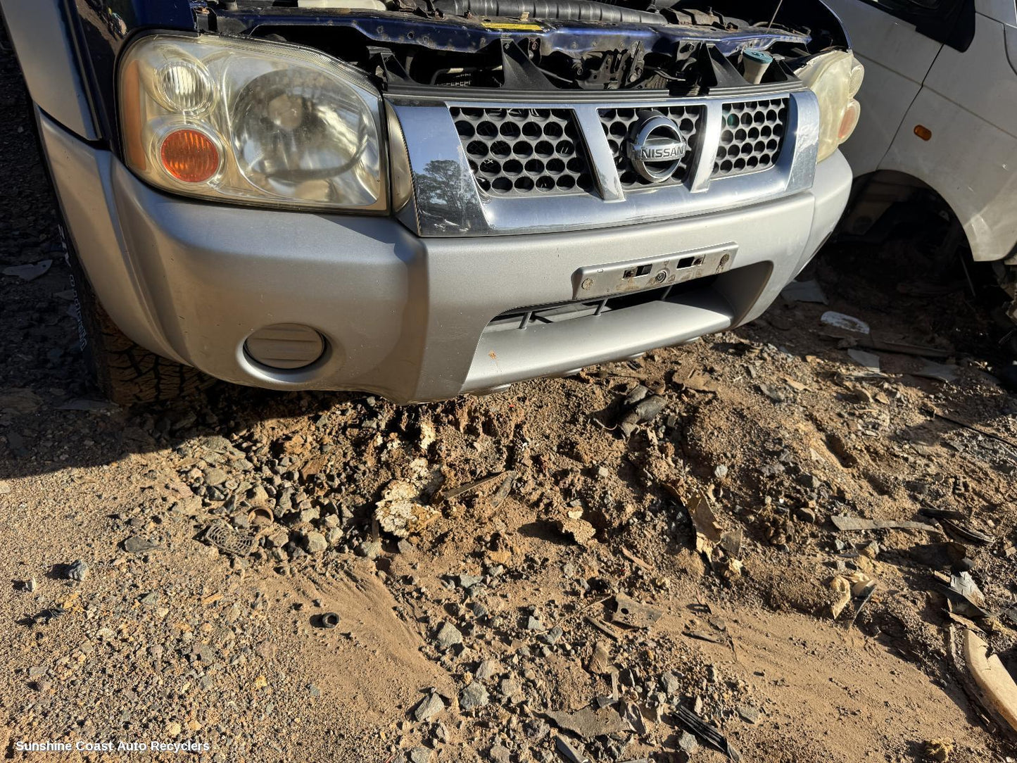 2004 Nissan Navara Front Bumper