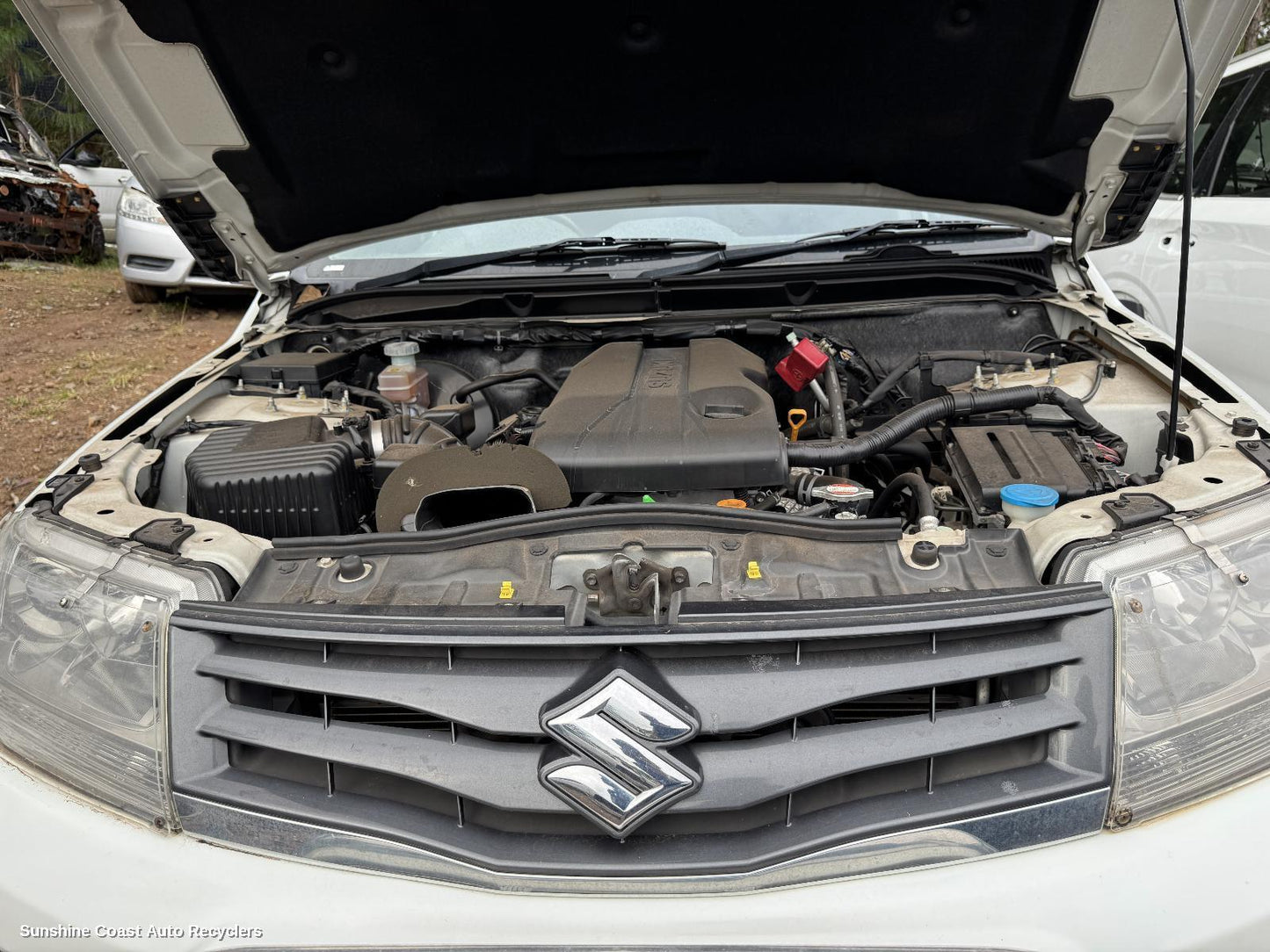 2014 Suzuki Vitara Grille