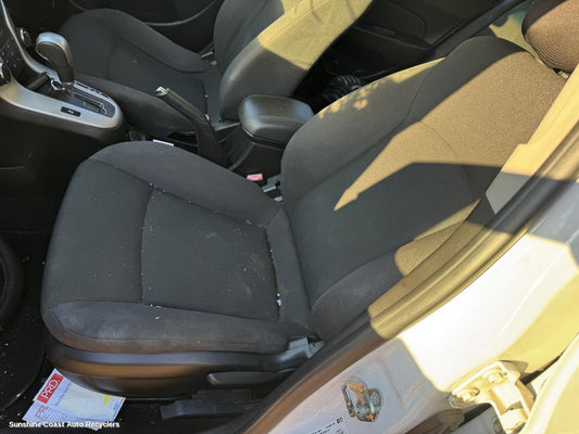 2015 Holden Cruze Front Seat