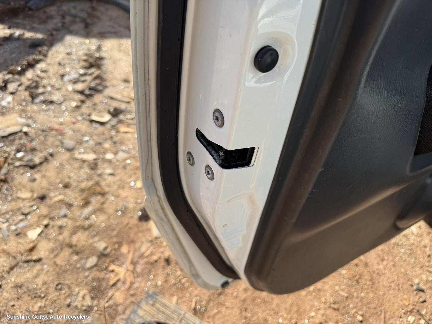 2011 Suzuki Jimny Door Boot Gate Lock