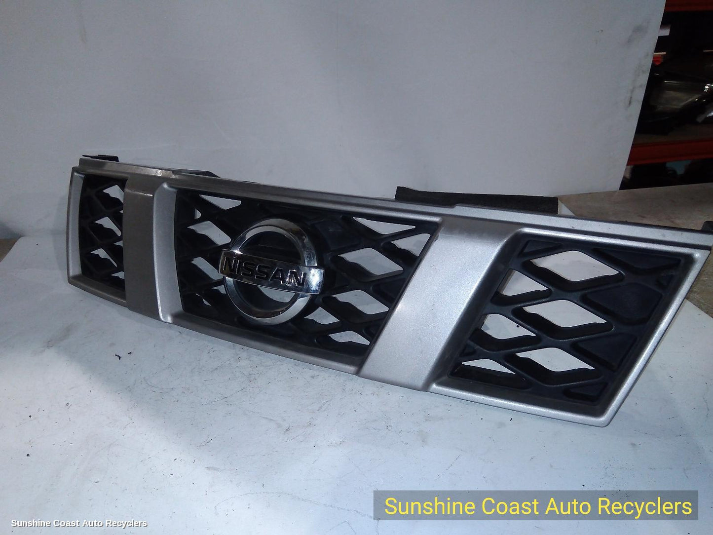 2007 Nissan Xtrail Grille